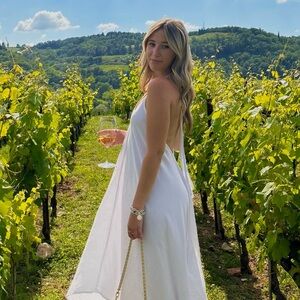 Meet your Posher, Chloe